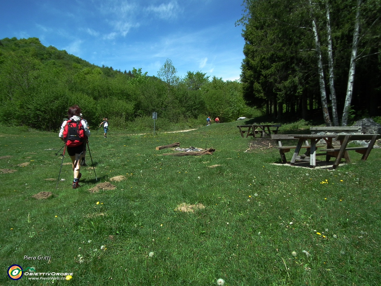 55 ancora prati con area attrezzata....JPG